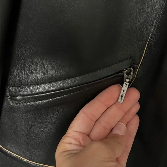 NWOT Tommy Hilfiger Black and Tan Leather Lightweight Jacket - Picture 6 of 11